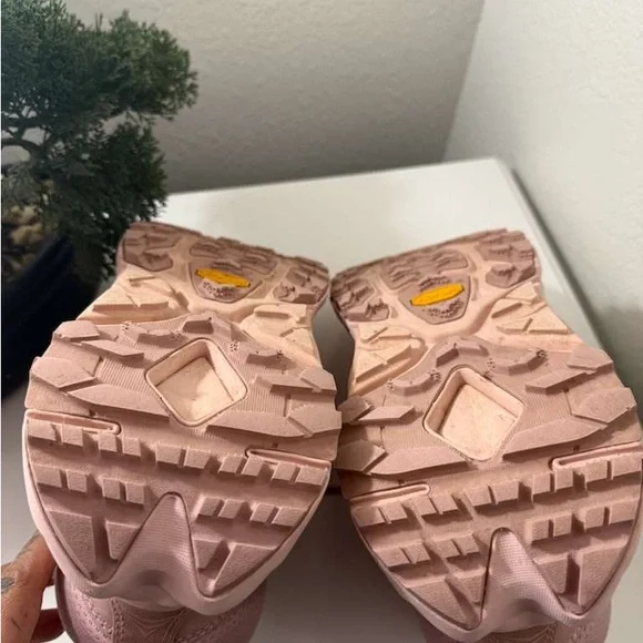 Hoka kaha 2 Women's Blush Pink Athletic Shoes - Picture 7 of 9